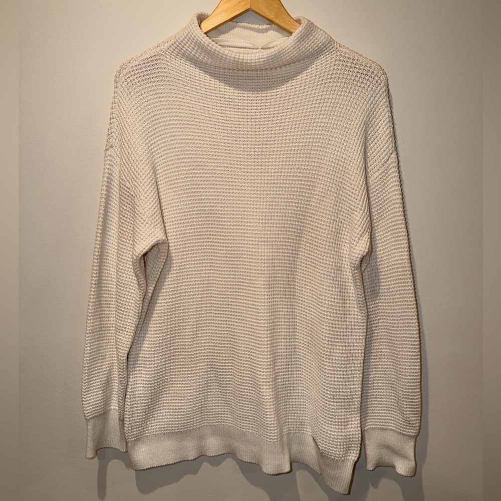 MICHAEL Michael Kors Cream Waffle Knit Mock Neck Sweater - Large EUC